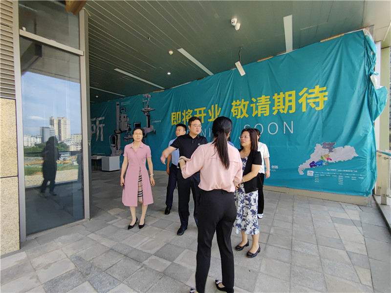 區總工會、新華街道在項目點實地考察.jpg