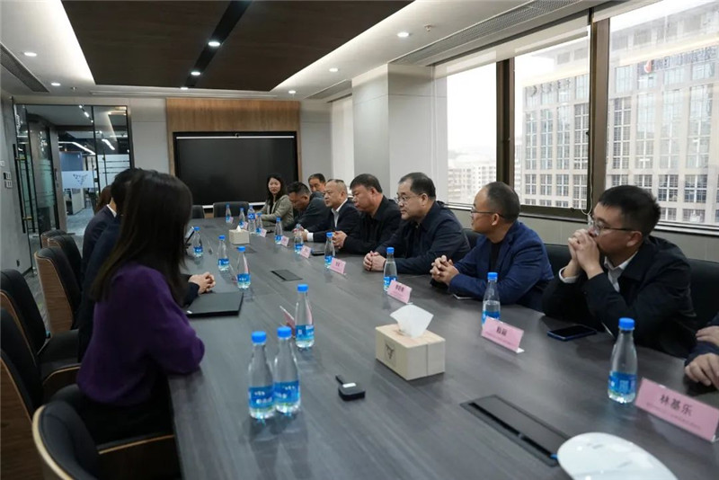 區委書記張廣暉赴澳門走訪考察企業
