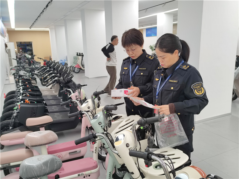 開展電動自行車專項檢查.jpg